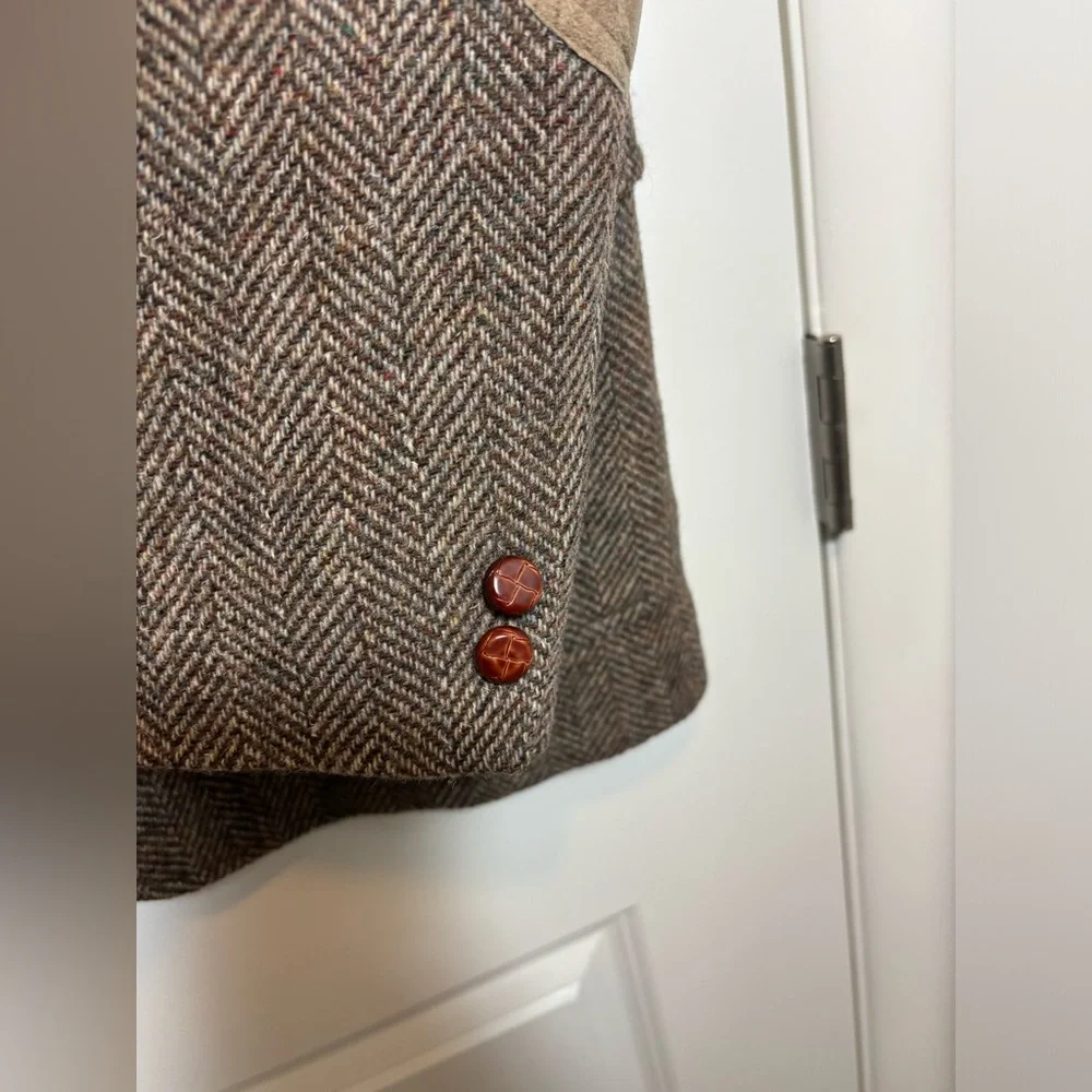 Vintage Pendleton Brown Herringbone Blazer with Tan Suede Yokes - Picture 2 of 8